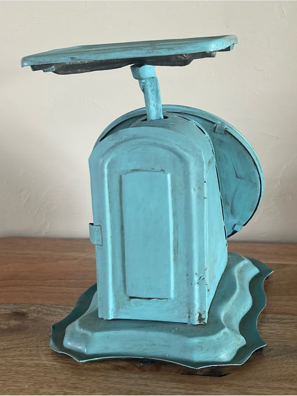 Turquoise Vintage-Style farmhouse decorative Bedford Clockworks scale clock - Picture 7 of 10